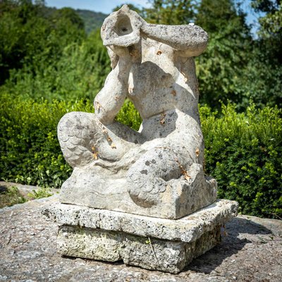 Aquarius Garden Sculpture, 1900-VEI-2021256