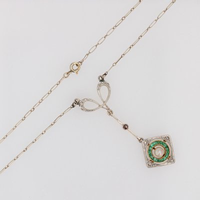 Art Deco 18 Karat Yellow and White Gold Pendant Necklace with Emerald, Diamonds and Fine Pearl, 1920s-OLU-1757419