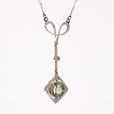 Art Deco 18 Karat Yellow and White Gold Pendant Necklace with Emerald, Diamonds and Fine Pearl, 1920s-OLU-1757419