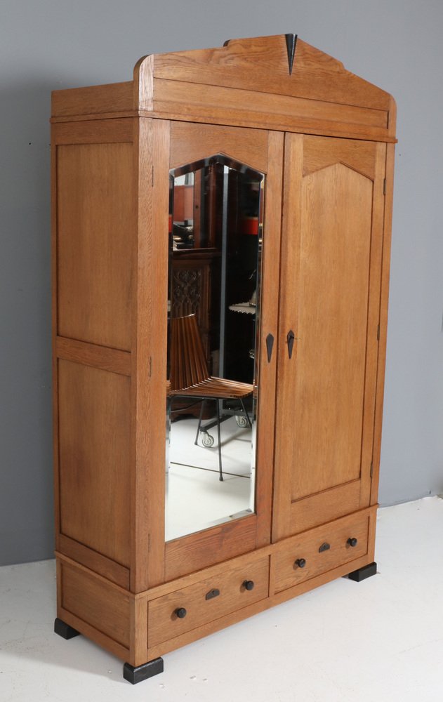 Art Deco Amsterdamse School Armoire or Wardrobe in Oak by Fa. Drilling Amsterdam, 1920s