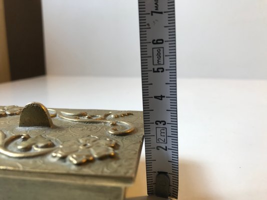 Art Deco Bronze Box with Flowers in Relief, 1930s-LCR-743187