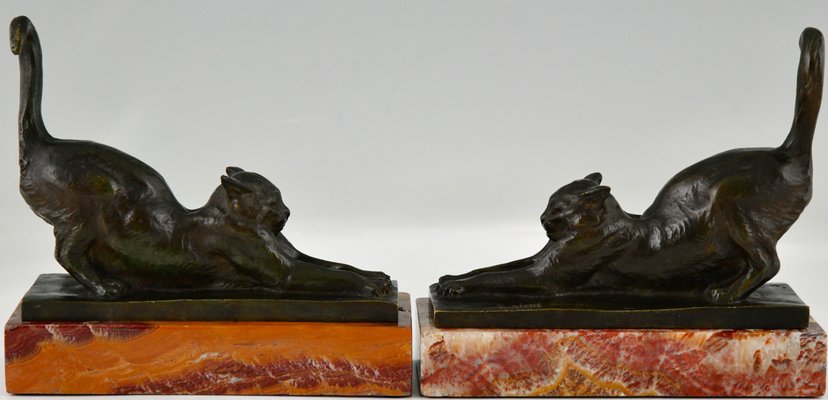 Art Deco Bronze Cat Bookends by Louis Riche for Patrouilleau Foundry, 1920s, Set of 2-KTN-1383312