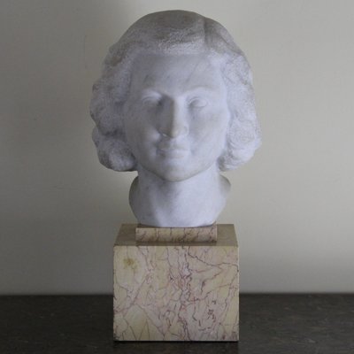 Art Deco Bust of a Woman-NE-1118636