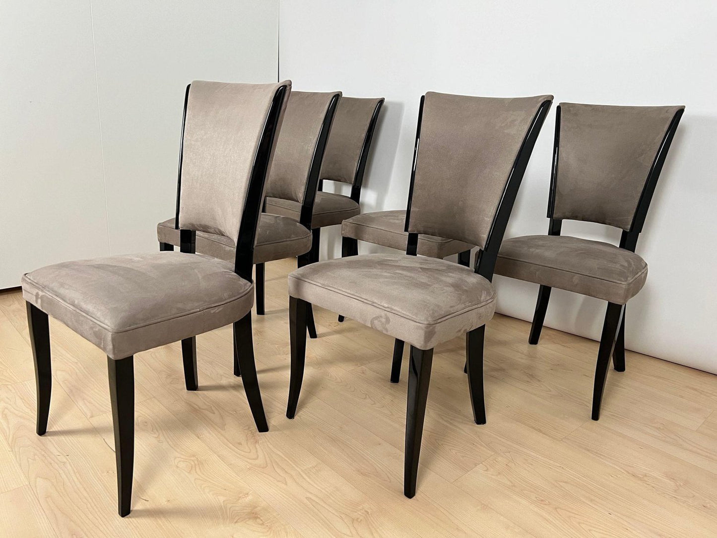 Art Deco Chairs in Black Lacquer & Grey Alcantara, France, 1930s, Set of 6