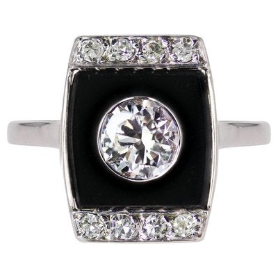 Art Deco Diamond Onyx Platinum Ring, 1930s-OLU-2042371