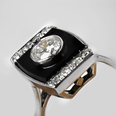 Art Deco Diamond Onyx Platinum Ring, 1930s-OLU-2042371