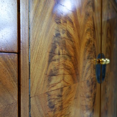 Art Deco Display Cabinet in Walnut Veneer, 1930-NYF-2019100