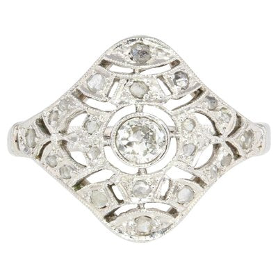 Art Deco French Diamond 18 Karat White Gold Platinum Ring, 1920s-OLU-1073715