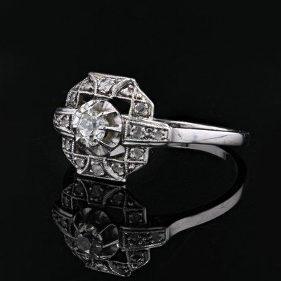 Art Deco French Diamonds 18 Karat White Gold Platinum Ring, 1925-OLU-1718971