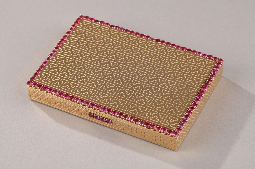 Art Deco Gold and Ruby Compact