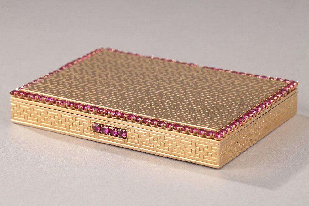 Art Deco Gold and Ruby Compact