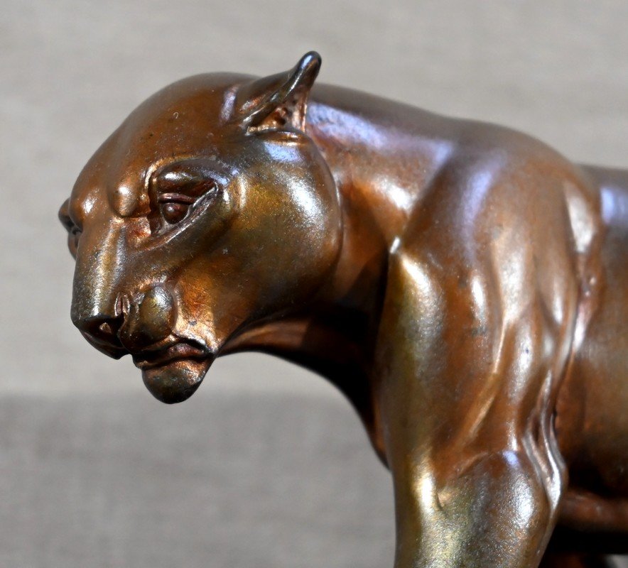 Art Deco Lionesses Sculpture, 1940, Regula