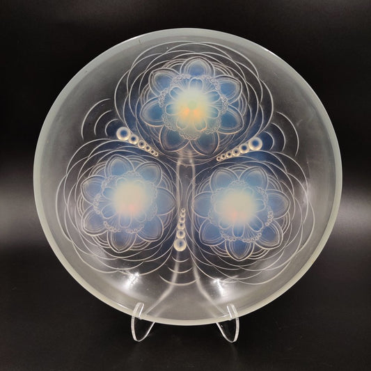 Art Deco Opalescent Glass Bowl with Lotus Flowers and Water Ripples by Sabino, France, 1930s