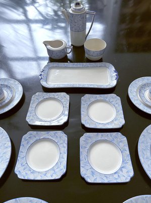 Art Deco Porcelain Dinnerware Service from Royal Doulton, 1930s, Set of 19-GUT-2033453