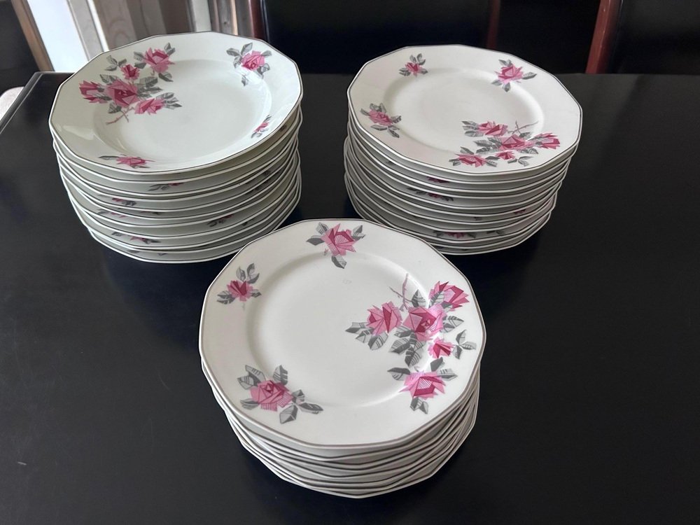 Art Deco Porcelain Service from Mc & Cie, 1930s, Set of 30