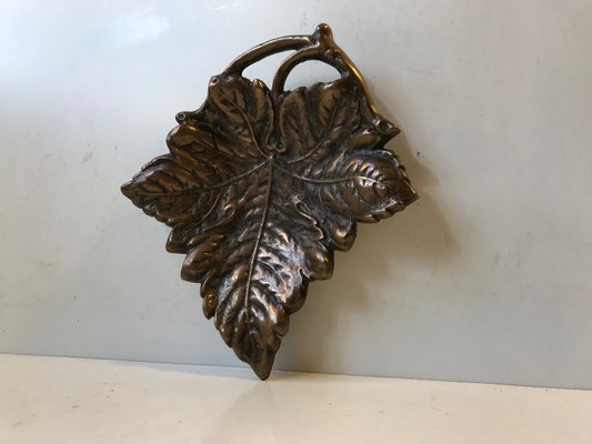 Art Deco Sculptural Bronze Bowl, 1930s-LCR-674962