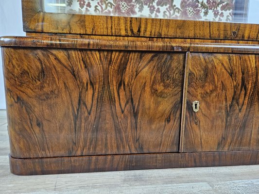 Art Deco Showcase in Walnut Root with Lateral Doors and Shelves, 1940-ZUW-1815375