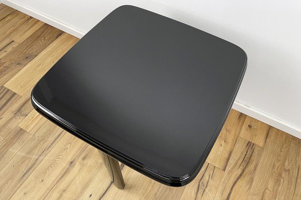 Art Deco Side Table in High Gloss Black Lacquer, 1940s, Germany-VMP-1087825