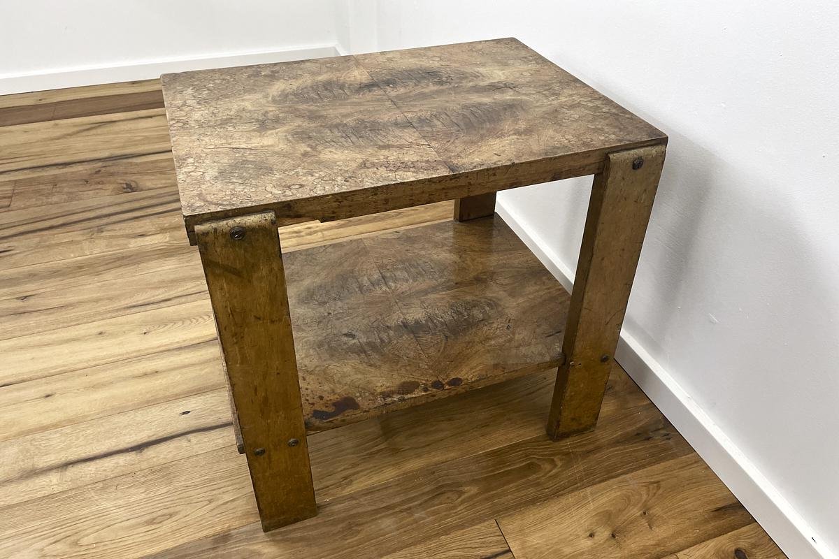 Art Deco Side Table with Expressive Walnut Veneer, Paris Area, 1930s