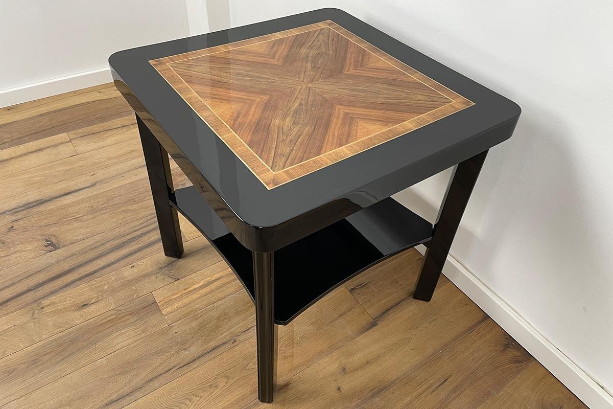 Art Deco Side Table with Walnut and Black Piano Lacquer