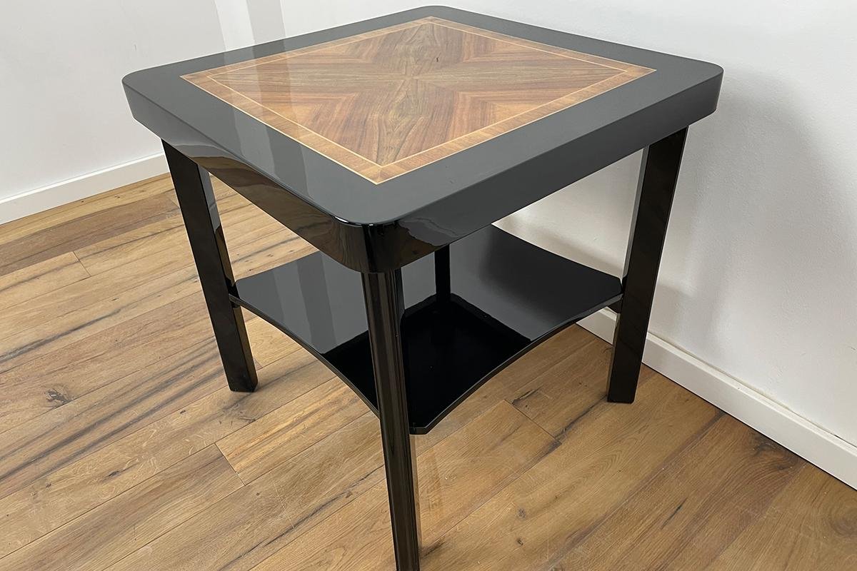 Art Deco Side Table with Walnut and Black Piano Lacquer