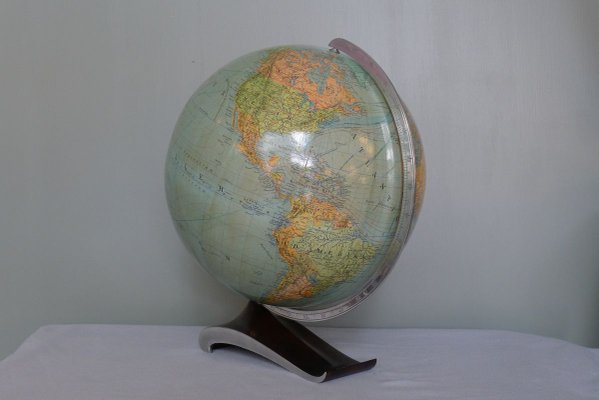 Art Deco Streamline 34 cm Globe on Wave Base from Columbus Oestergaard, 1950s-VRE-764066