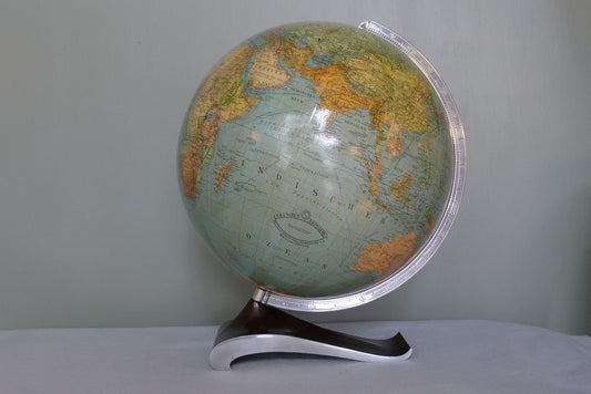 Art Deco Streamline 34 cm Globe on Wave Base from Columbus Oestergaard, 1950s