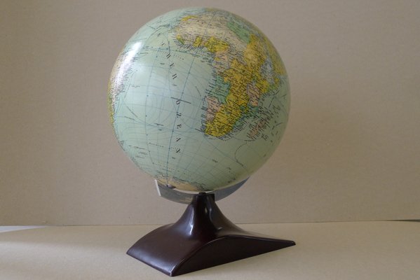 Art Deco Streamline Globe on Bakelite Stand from JRO Verlag, 1950s-VRE-592335