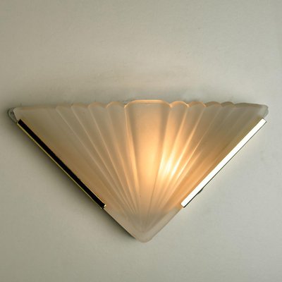 Art Deco Triangle-Shaped Wall Sconce-VDW-1300435