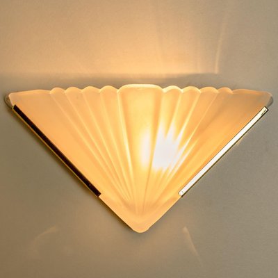 Art Deco Triangle-Shaped Wall Sconce-VDW-1300435