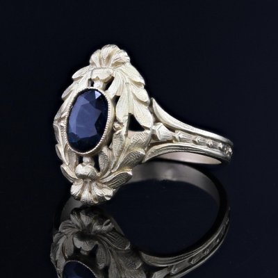 Art Nouveau 18 Karat Yellow Gold Ring with Sapphire, 1890s-OLU-1817128