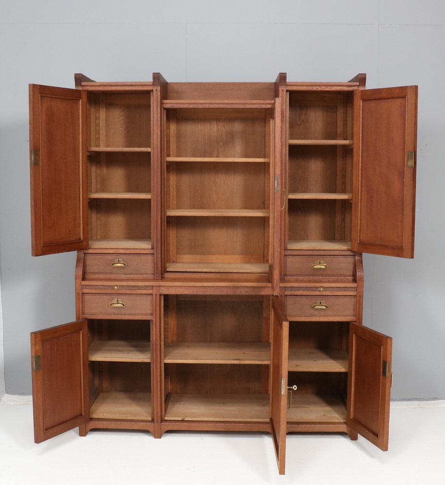 Art Nouveau Arts & Crafts Bookcase in Oak by H.F. Jansen & Zonen, Amsterdam, 1905