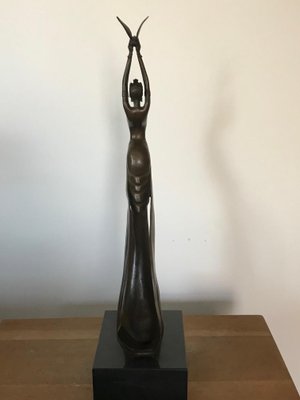 Art Nouveau Bronze Woman with Pigeon from Antoinette-DVX-1196342