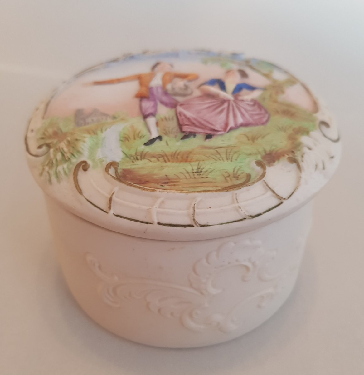 Art Nouveau Hand Painted Lidded Box from Schäfer & Vater