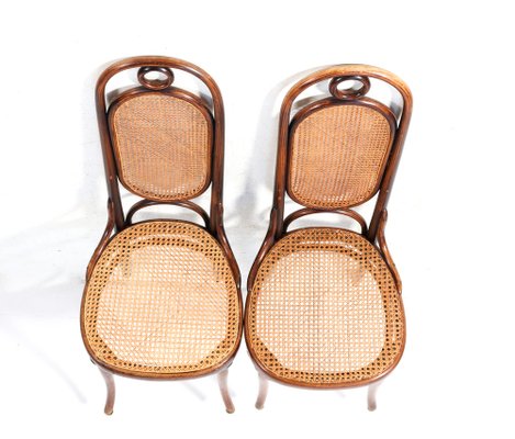 Art Nouveau Model 17 High Back Chairs in Beech by Michael Thonet for Gebrüder Thonet Vienna Gmbh, 1890s, Set of 2-MY-1768888