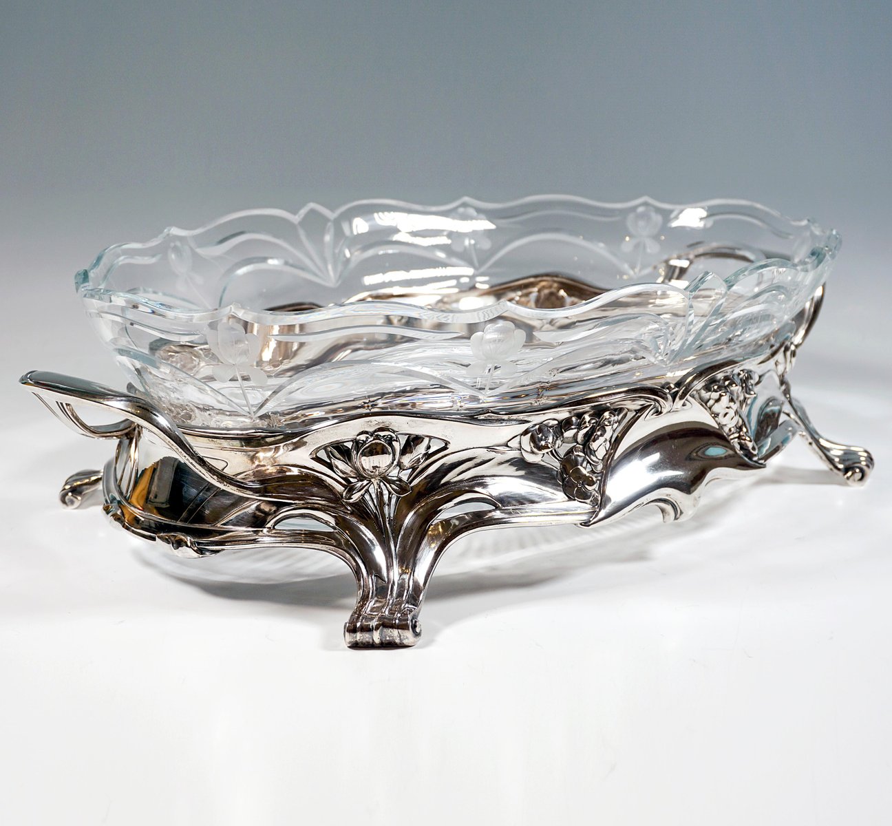 Art Nouveau Silver Jardinière by Bruckmann & Sons for Lazarus Posen, Germany, 1900s