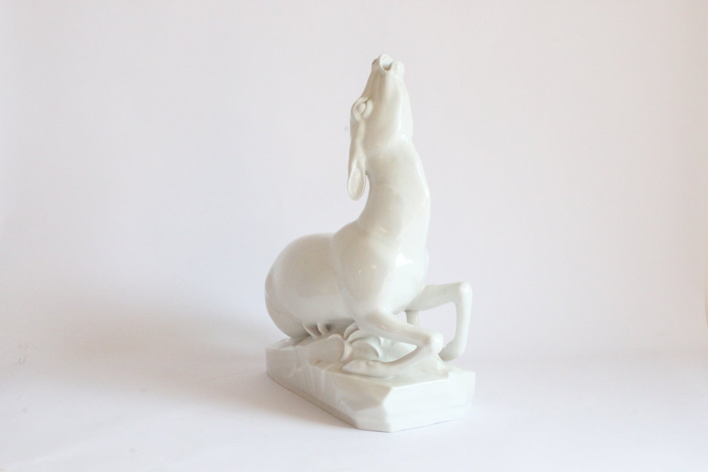 Arthur Storch, Dying Deer, 1922, Porcelain