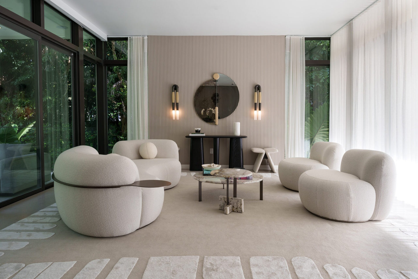 B15Z Lounge Chair