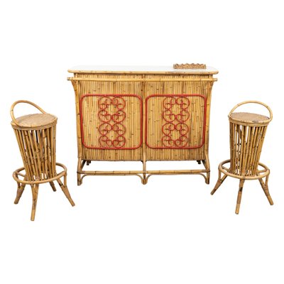 Bamboo and Rattan Cabinet Bar with Stools attributed to Tito Agnoli, Italy, 1950s, Set of 3-LYQ-1804953