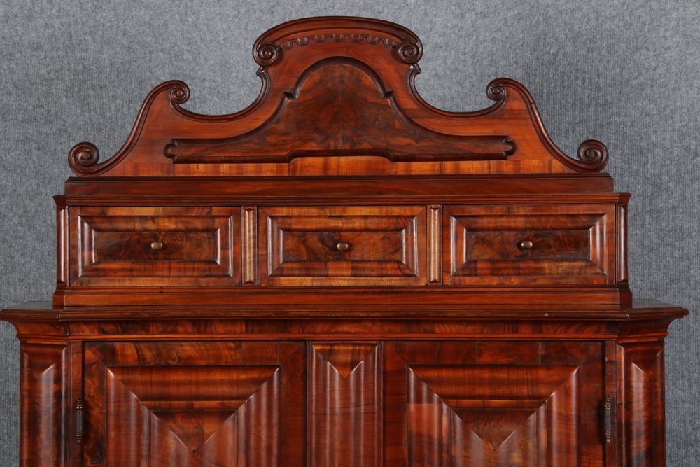 Baroque Cabinet in Walnut, Frankfurt, Germany, 18th Century