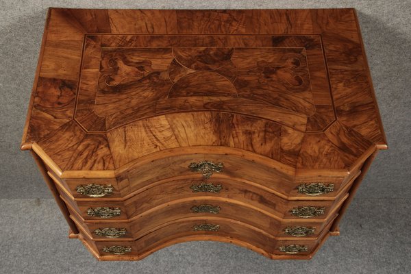 Baroque Concave Front Chest of Drawers in Walnut Veneer, 1730s-DXD-1790773