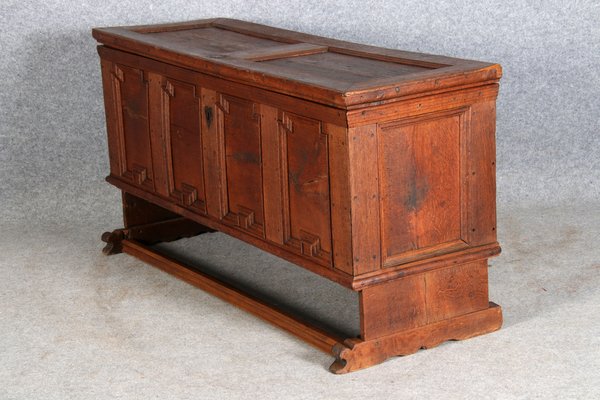 Baroque Gallery Chest in Oak, 1750s-DXD-1790802