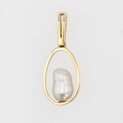 Baroque Pearl, 18 Karat Yellow Gold Pendant, 1960s-OLU-1066426