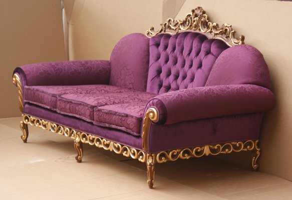 Baroque Style Carved and Gold Sofa-IYX-1180395