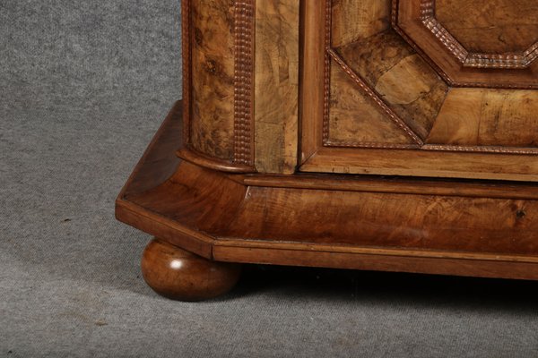 Baroque Walnut Cabinet with Carvings, 1700s-DXD-931670