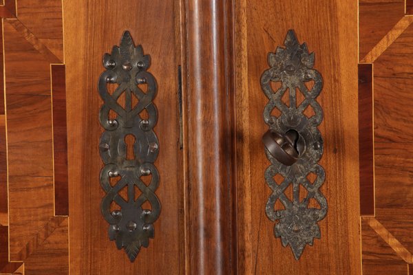 Baroque Wardrobe in Walnut, 1740s-DXD-1790285