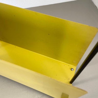 Bauhaus Cubic Metal Magazine Holder, Netherlands, 1970s-QZ-1817190