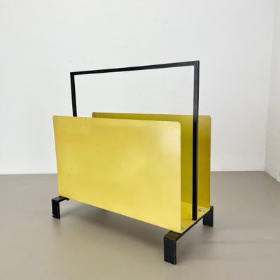 Bauhaus Cubic Metal Magazine Holder, Netherlands, 1970s-QZ-1817190