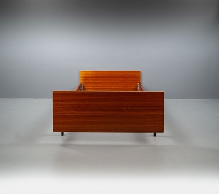 Bauhaus Model 183 Daybed in Wood, 1940s-VLO-1594228