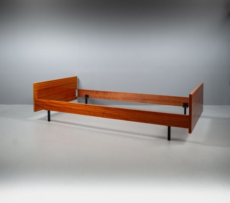 Bauhaus Model 183 Daybed in Wood, 1940s-VLO-1594228